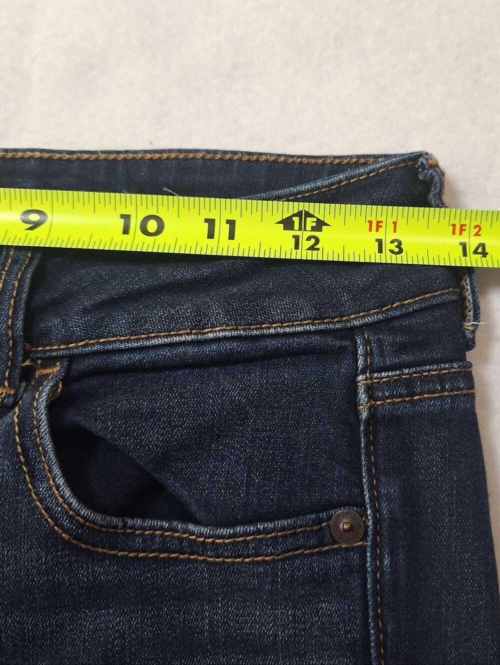 American Eagle Super Stretch Jean Artist Flare Size 4 Women's Dark Denim Jeans - Picture 7 of 8